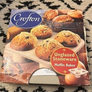 Crofton Unglazed Stoneware Muffin Maker